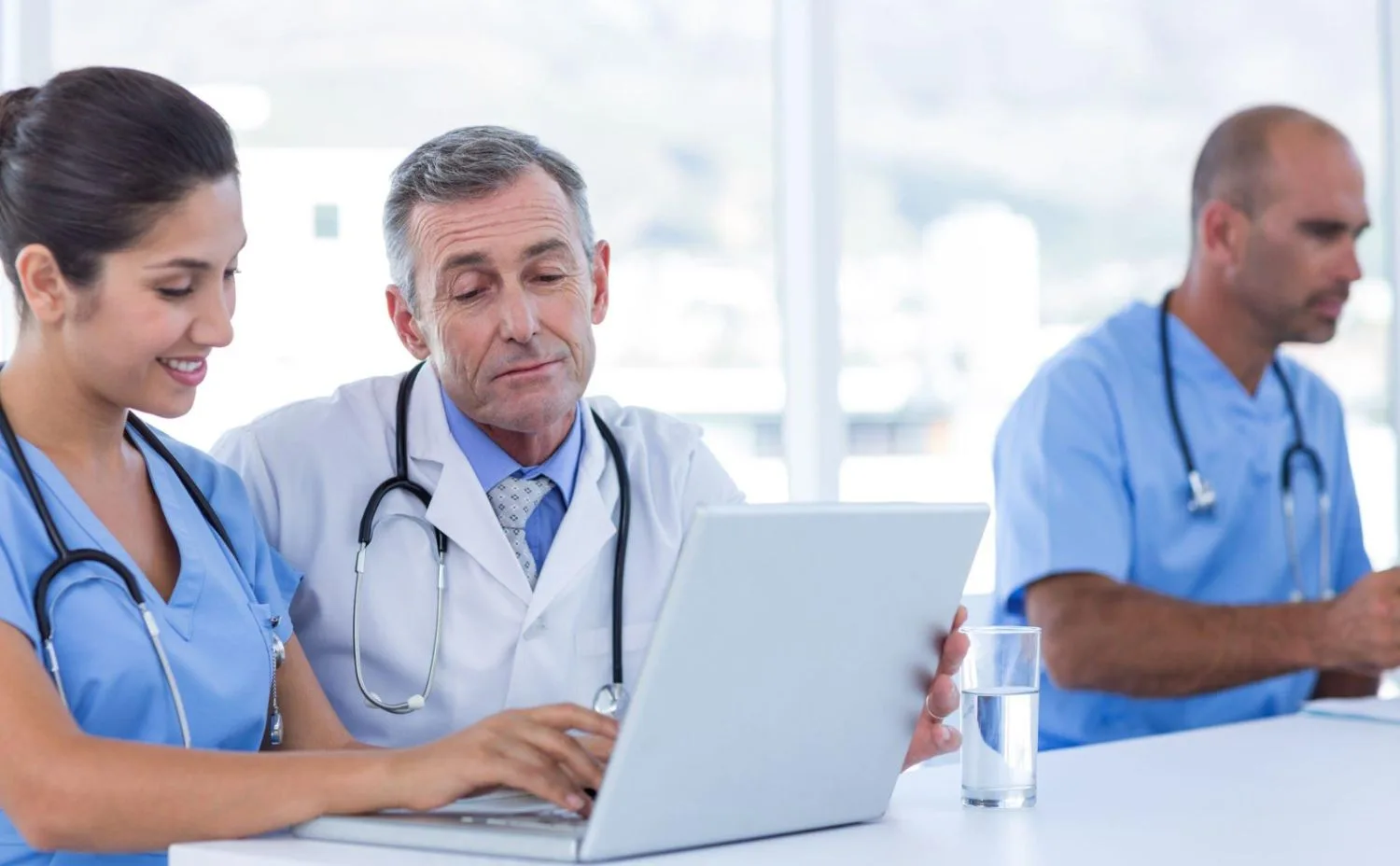 برنامج عيادة جلدية وتجميل مجانا