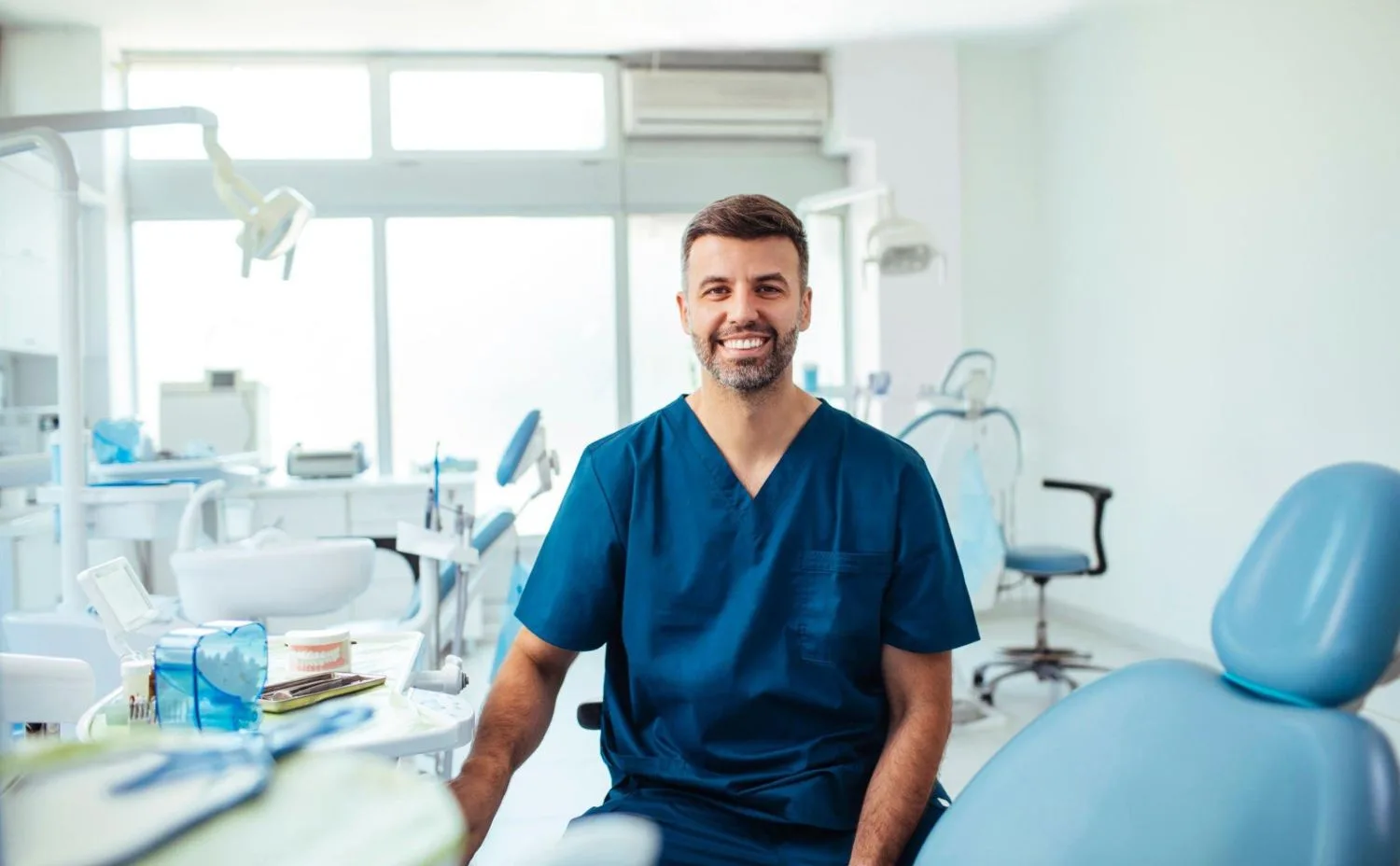 كيف تفتح عيادة خاصة ناجحة بنفسك كيف تفتح عيادة خاصة ناجحة بنفسك