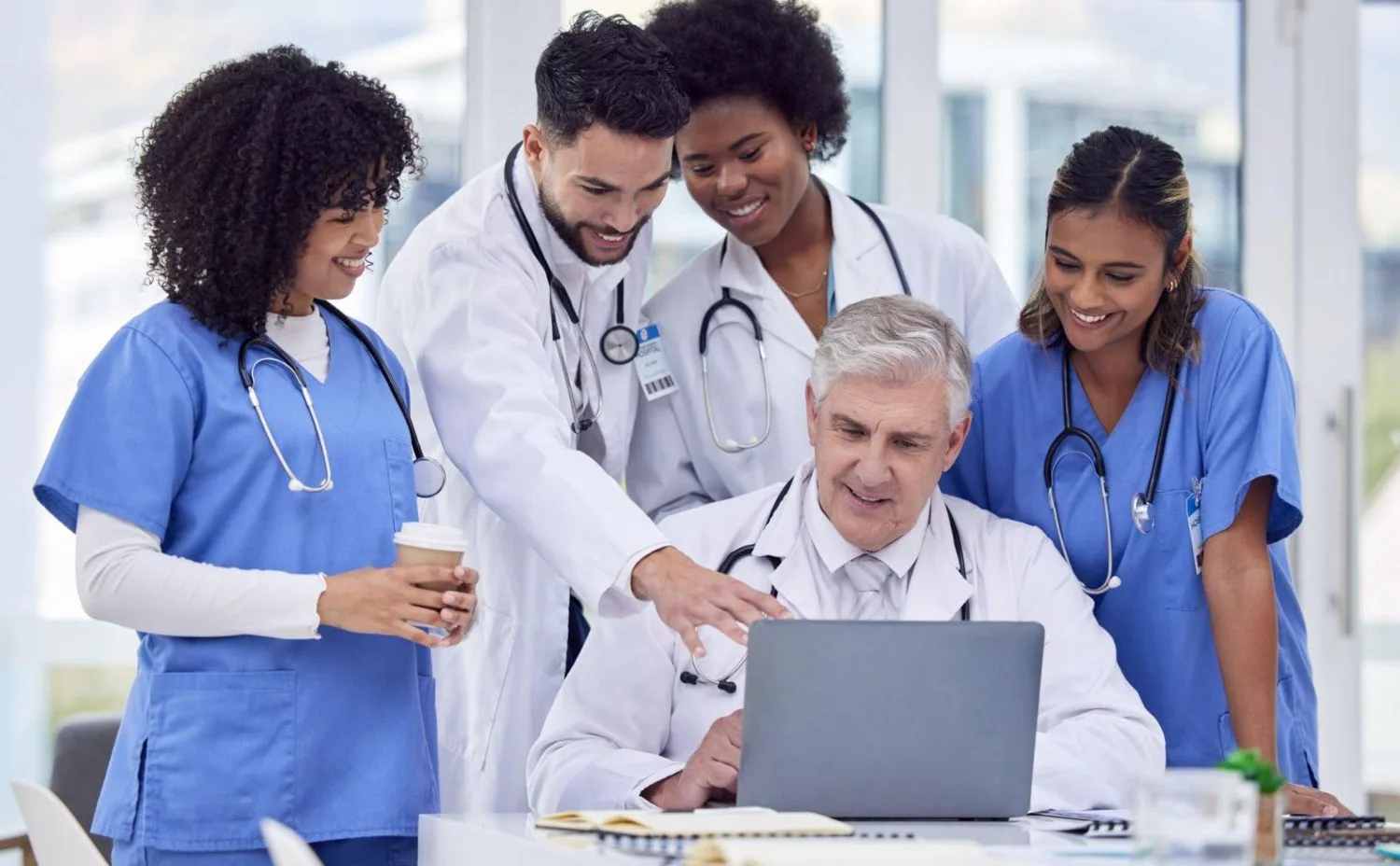 برنامج عيادة عظام مجانا