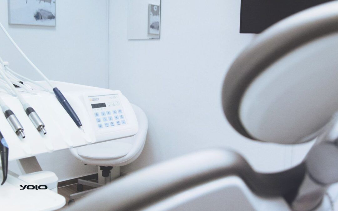 تقليل الأخطاء الطبية بكفاءة مع موقع يولو لإدارة العيادات